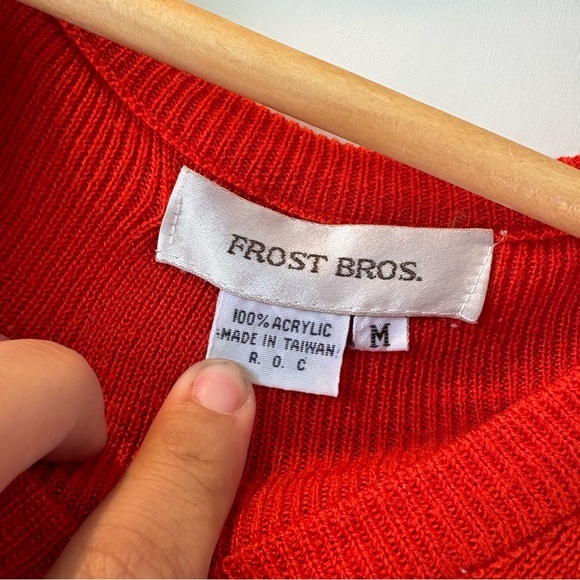 Frost Bros. Embroidered V-Neck Sweater Novelty Graphic Knit Red Size M - Picture 7 of 7